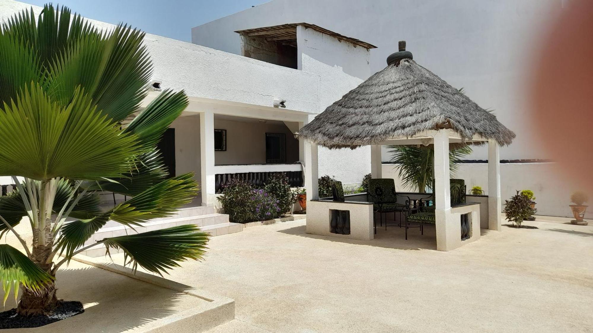 Chez Andre Vila Ngaparou Exterior foto